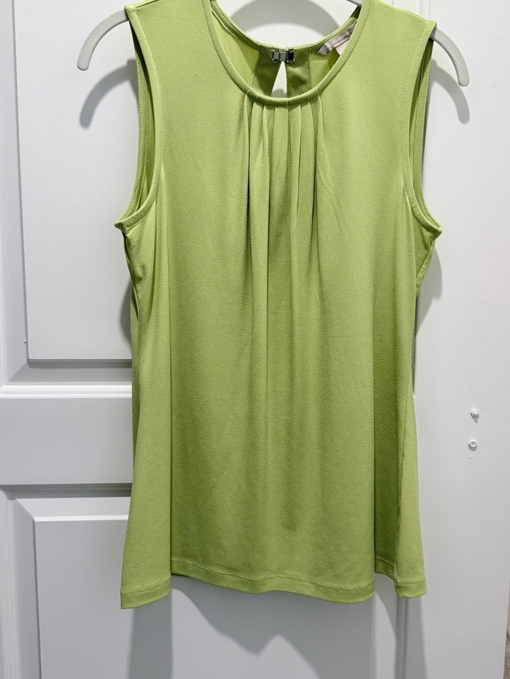 Banana Republic Light Lime Sleeveless Pleated Keyhole Top